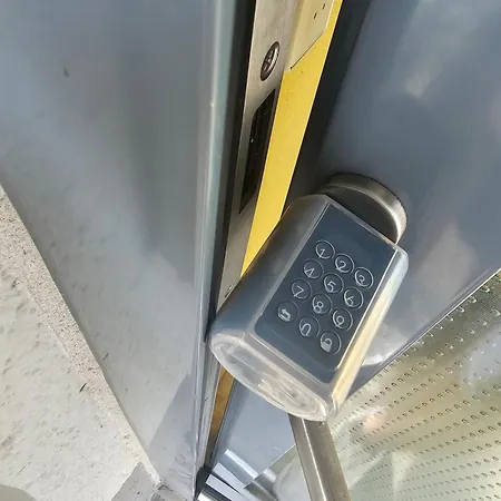 Wohnreich Mitte - 1a - 2-zimmerwohnung Alloggio in famiglia Blaustein