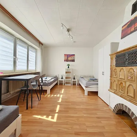 Wohnreich Mitte - 1a - 2-zimmerwohnung * 布劳施泰因