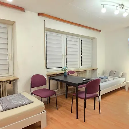 Wohnreich Mitte - 1a - 2-zimmerwohnung 民宿 布劳施泰因