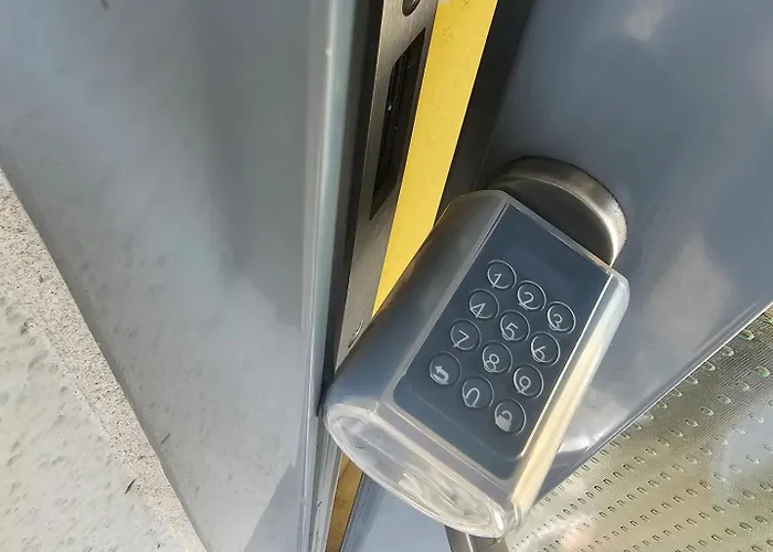 Wohnreich Mitte - 1a - 2-zimmerwohnung 民宿 布劳施泰因